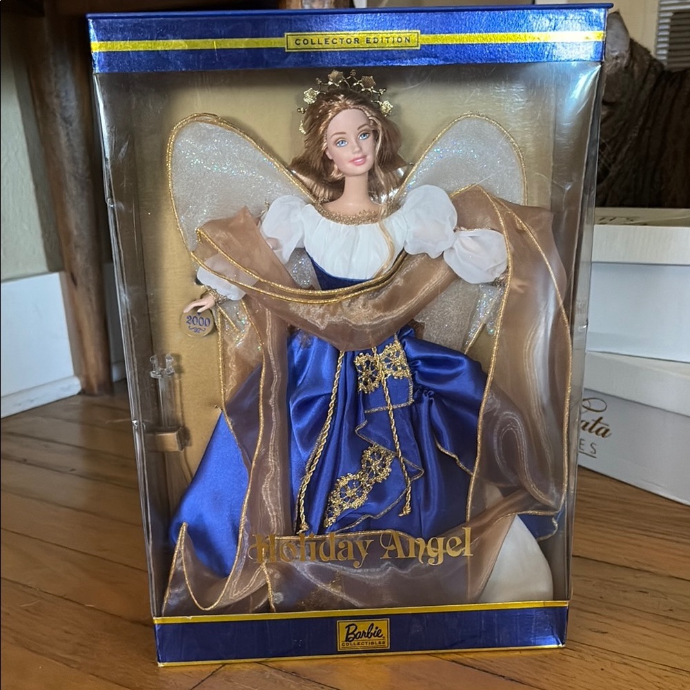 Barbie 2000 Holiday Angel Doll